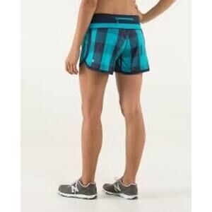 Lululemon Groovy Run Short 2-way Stretch in Surge and Inkwell Size 12